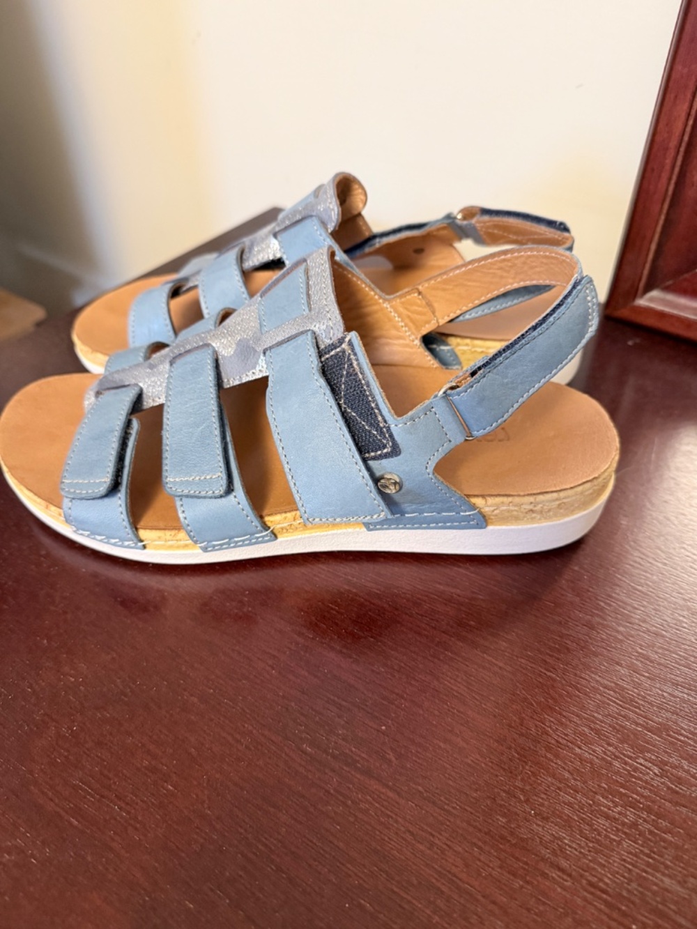 Revere Santorini sandal, size 9 - Picture 2 of 4